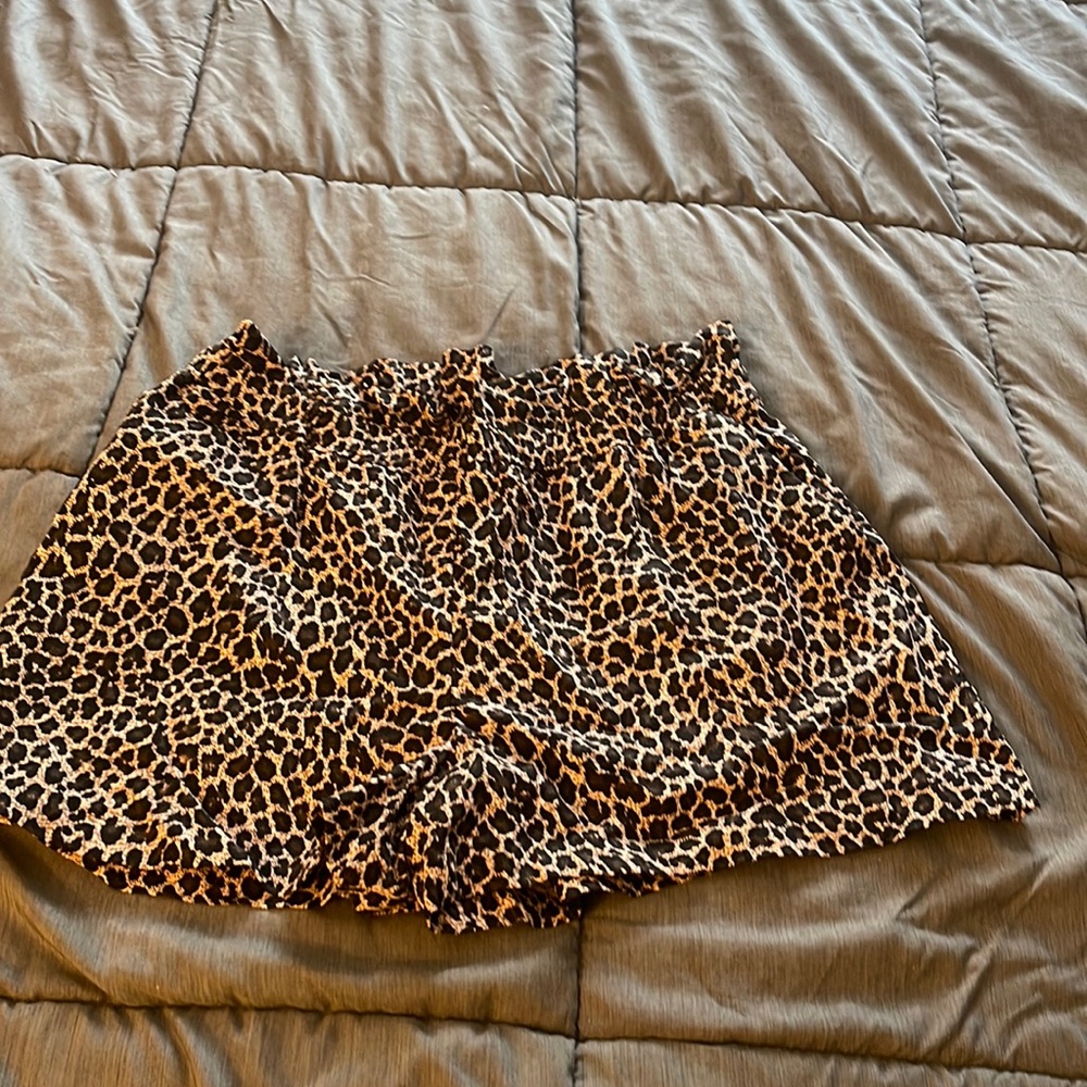 Leopard print shorts to wear from day to night